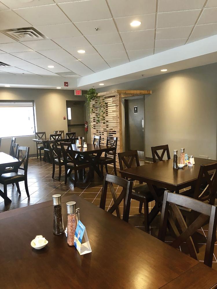 Comfort Inn West Edmonton Exterior foto